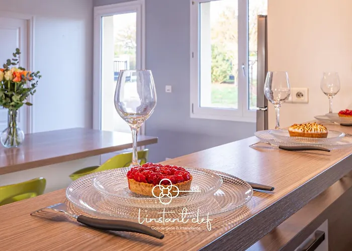 Coeur De Sarthe - Maison 20pers - Balneo - Bbq * Parigné-lʼÉvêque